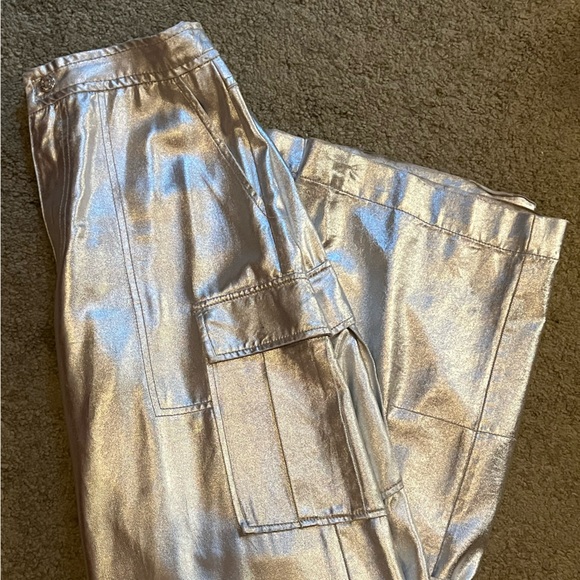 Metallic Silver Zara Pants - Picture 3 of 4